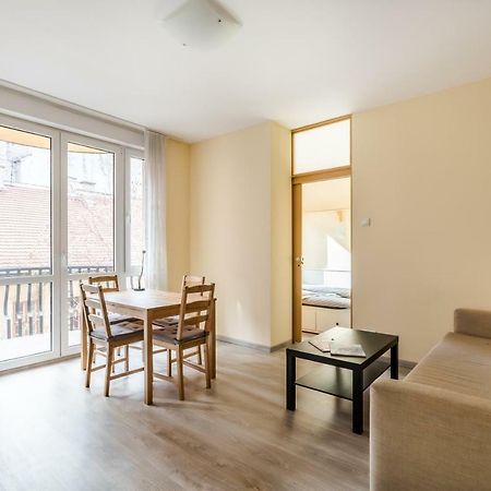 Ferienwohnung Bpr Vivid Downtown Vibe With Balcony Budapest Exterior foto